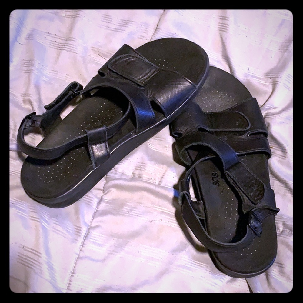 Size 10.5 SAS sandals